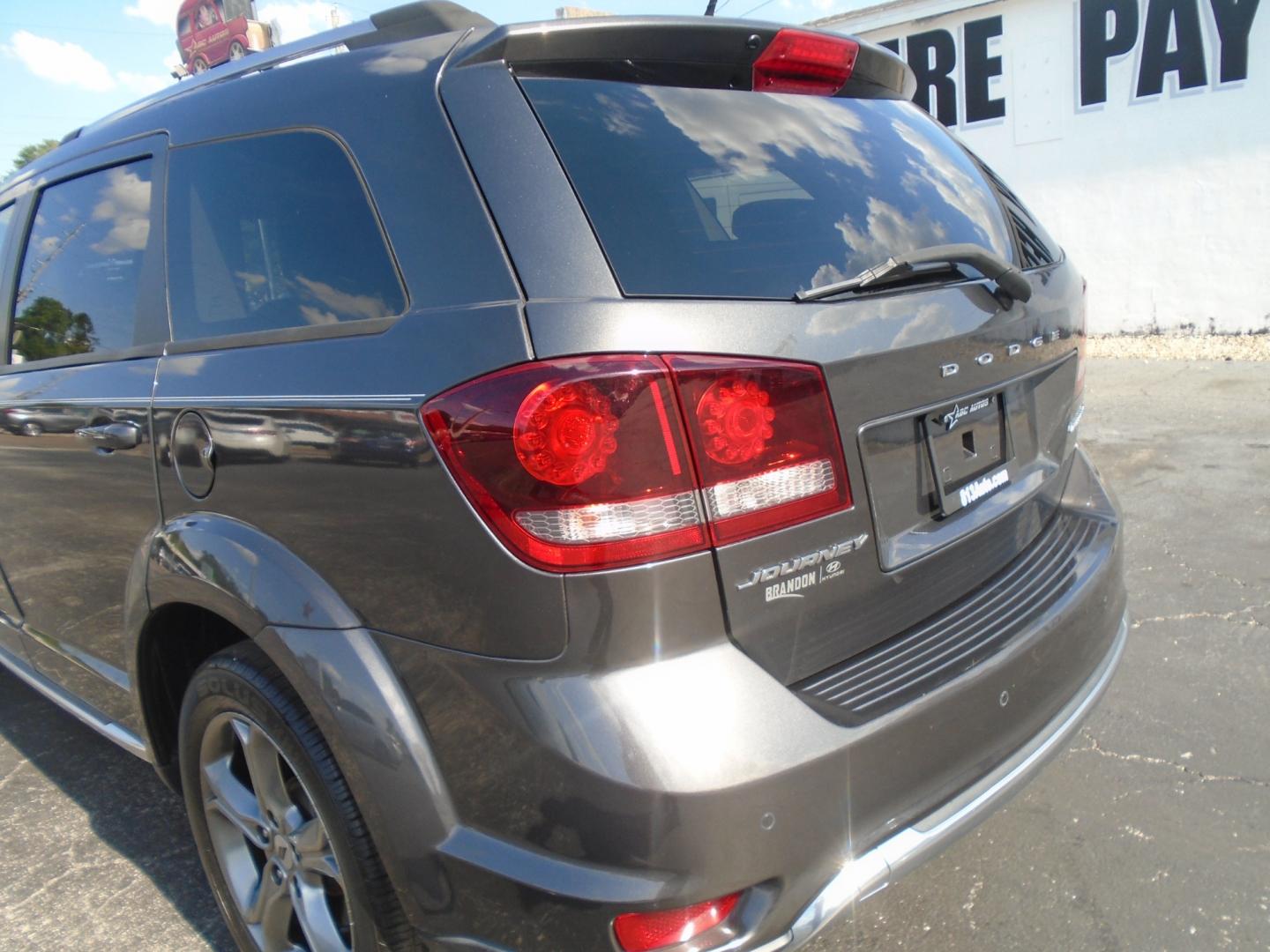 2018 Dodge Journey (3C4PDCGB4JT) , located at 6112 N Florida Avenue, Tampa, FL, 33604, (888) 521-5131, 27.954929, -82.459534 - Photo#11